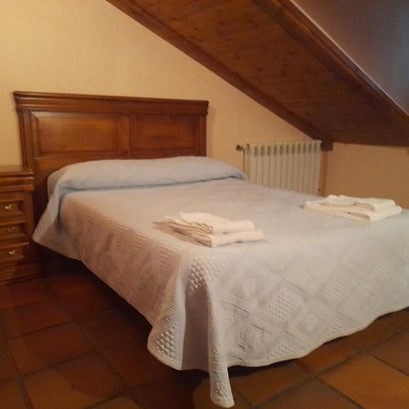 Hostal Restaurante Villa De Sepúlveda Zewnętrze zdjęcie