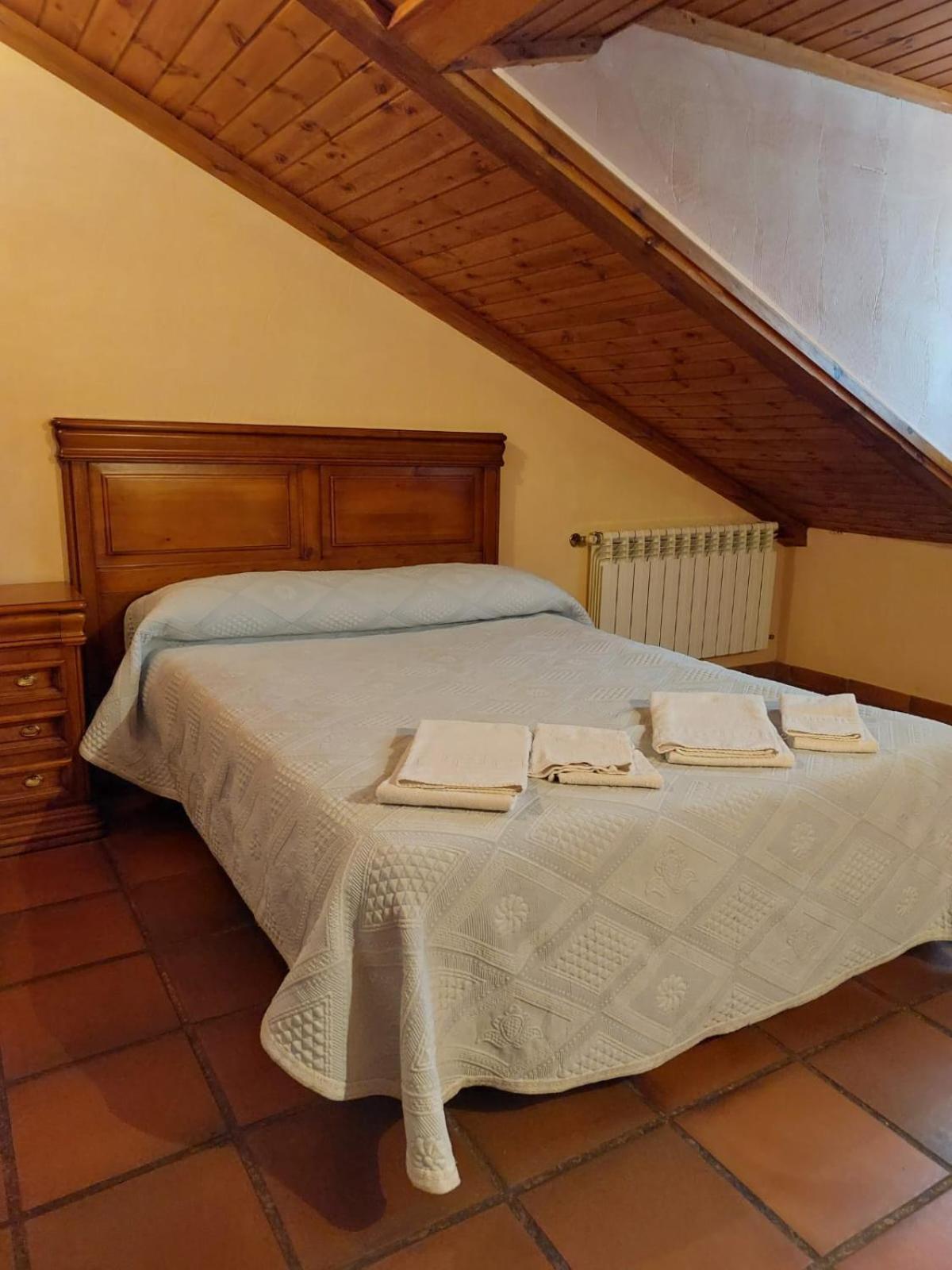 Hostal Restaurante Villa De Sepúlveda Zewnętrze zdjęcie