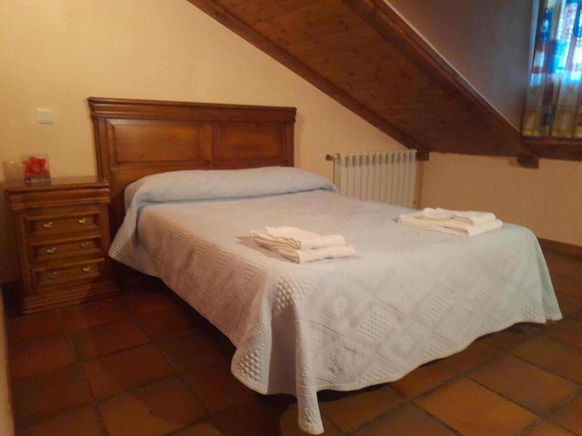 Hostal Restaurante Villa De Sepúlveda Zewnętrze zdjęcie