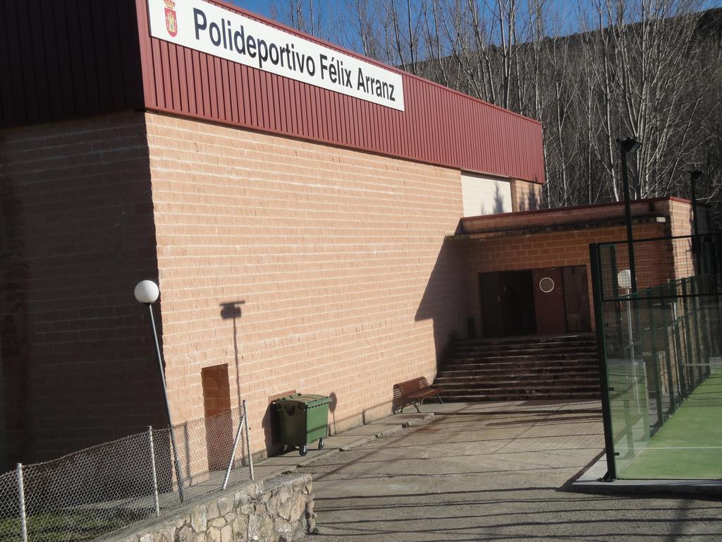 Hostal Restaurante Villa De Sepúlveda Zewnętrze zdjęcie