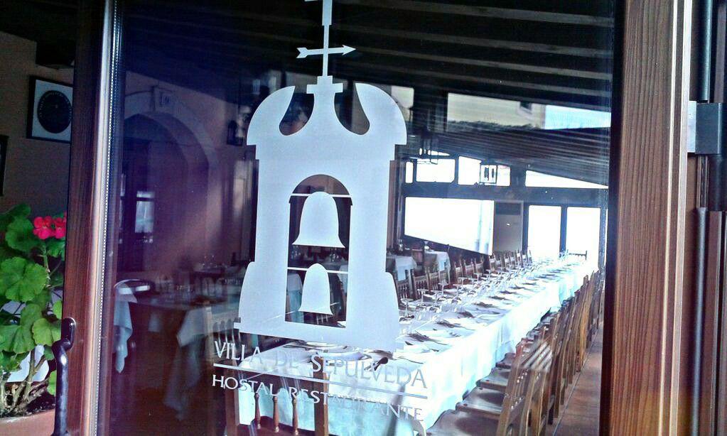 Hostal Restaurante Villa De Sepúlveda Zewnętrze zdjęcie
